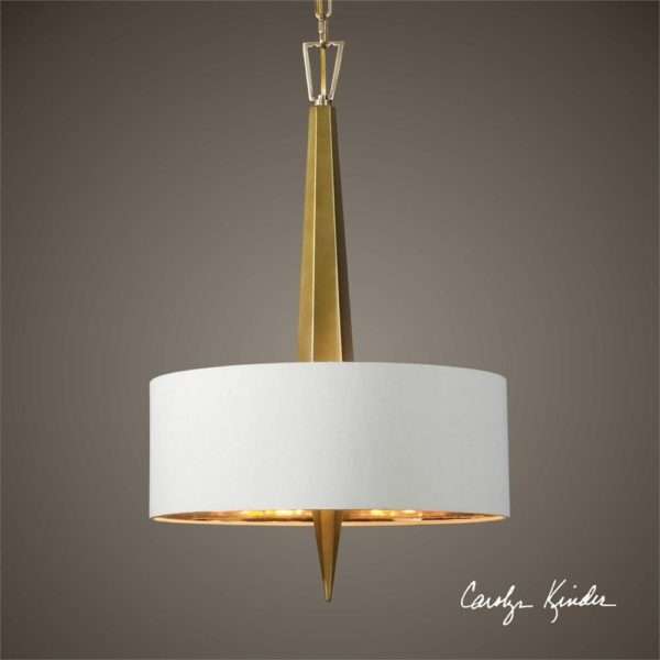 Obeliska, 3 Lt. Chandelier
