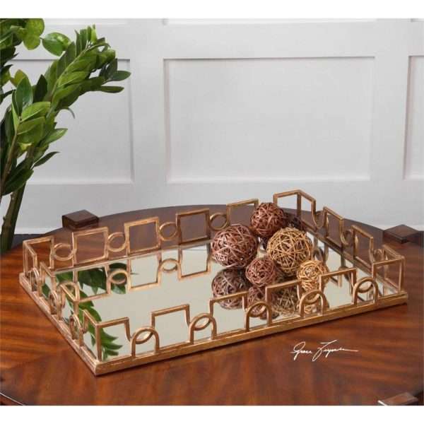 Nicoline, Tray
