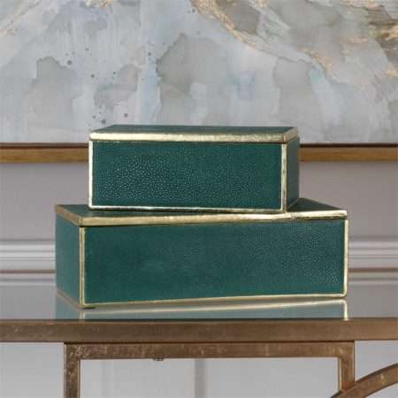Karis, Boxes, S/2