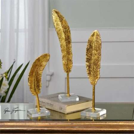 Feathers, S/3