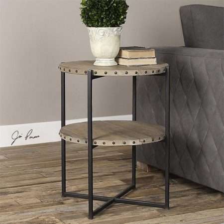 Kamau, Accent Table