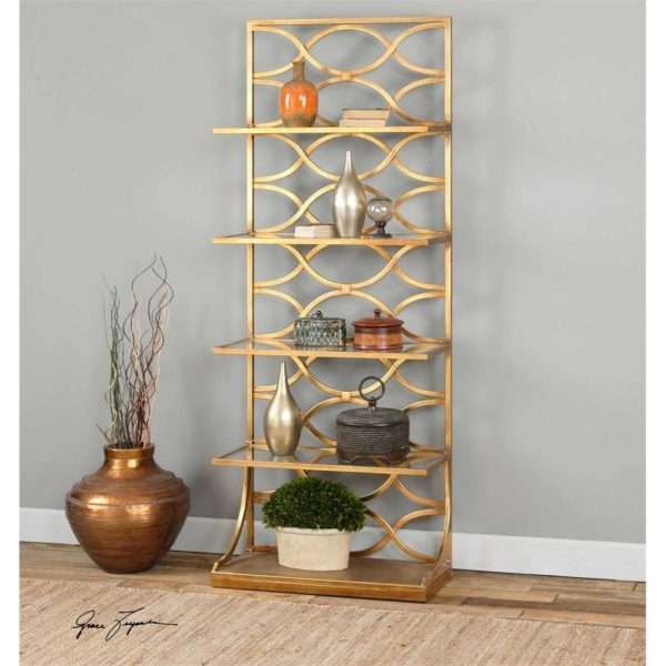 Lashaya, Etagere