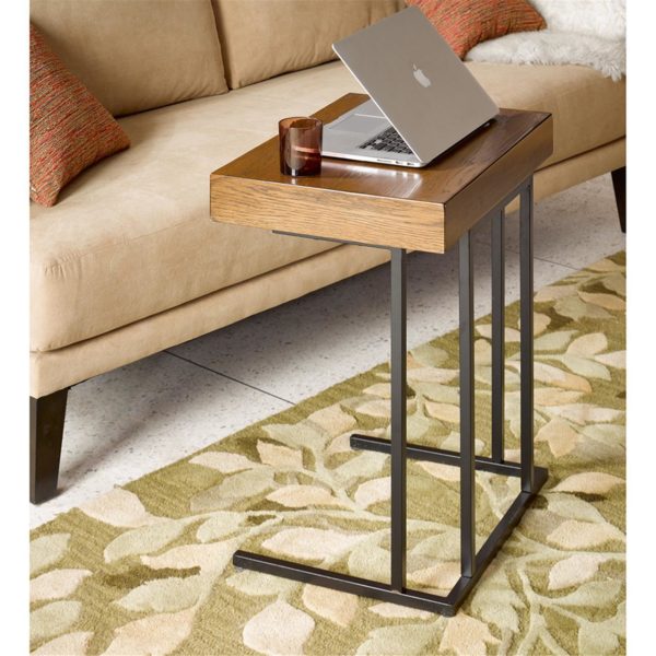 Wynn Pull Up Table - Image 3