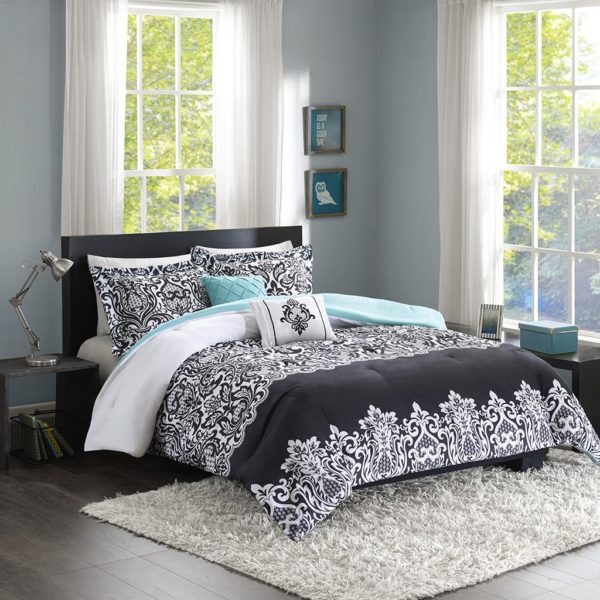 Leona Comforter Set