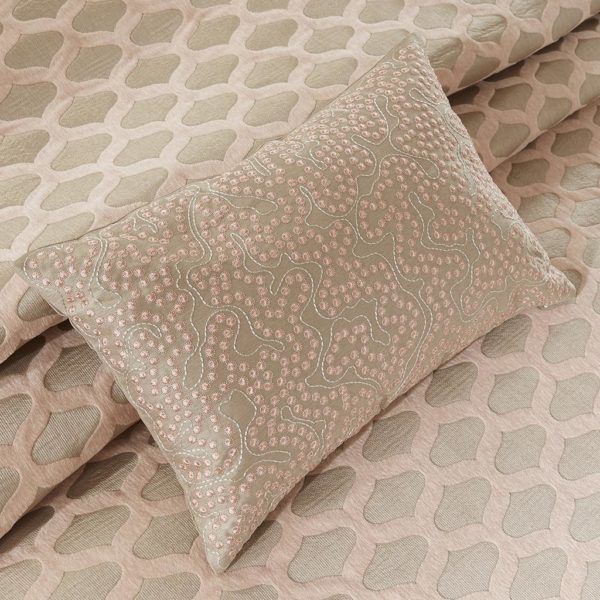 Romance Comforter Set - Image 4