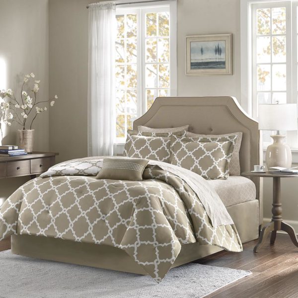 Merritt Reversible Complete Comforter and Cotton Sheet Set - Image 5