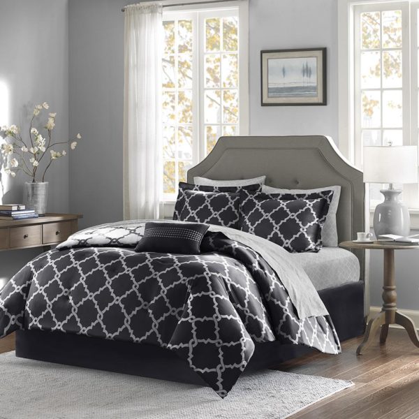 Merritt Reversible Complete Comforter and Cotton Sheet Set - Image 4