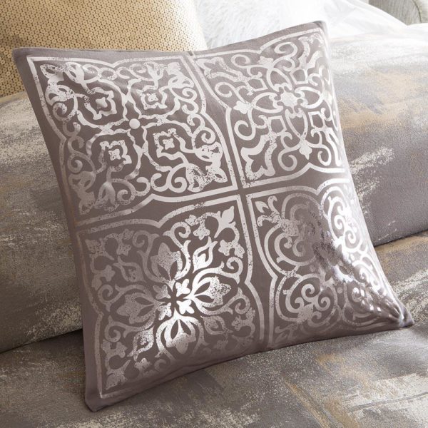 Graphix Jacquard Comforter Set - Image 8