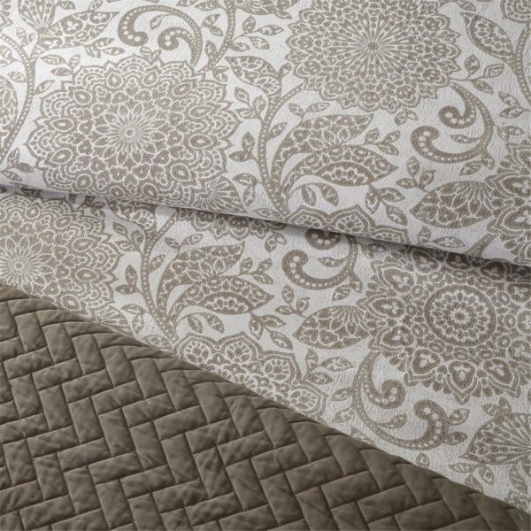 Sophia Comforter Set - Image 3