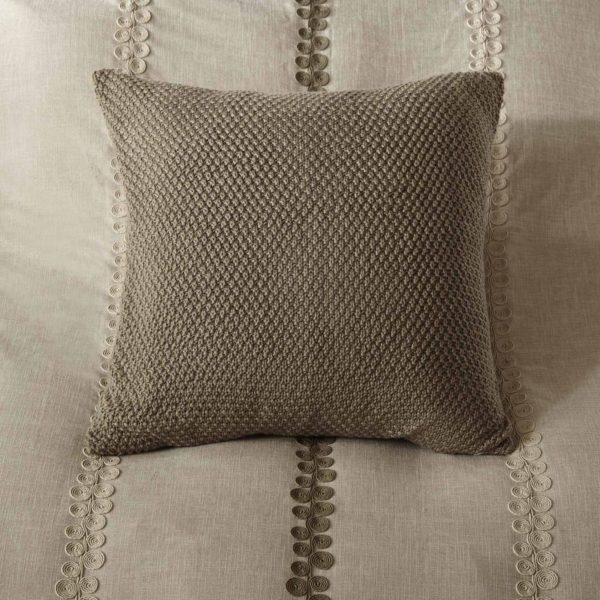 Chateau Comforter Set - Image 2