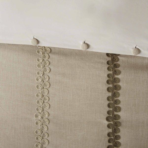 Chateau Comforter Set - Image 4