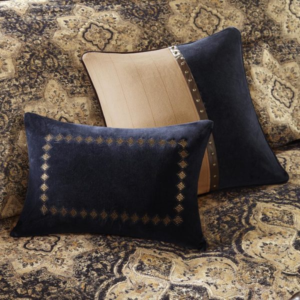 Wellington Comforter Set - Image 3