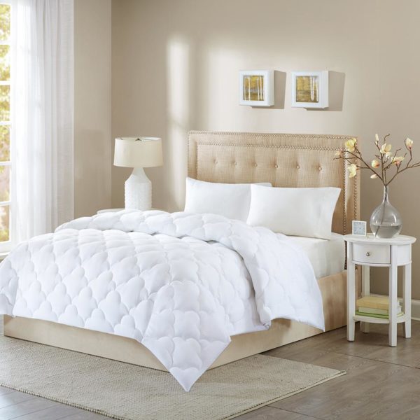 Wonder Wool Comforter
