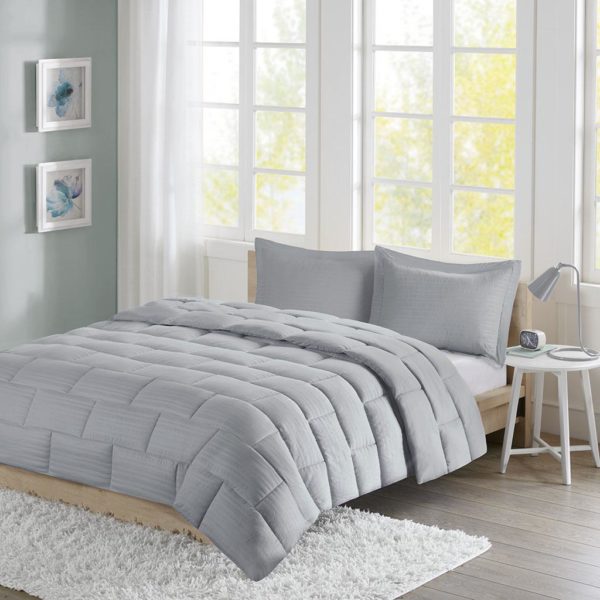 Avery Seersucker Down Alternative Comforter Mini Set - Image 2