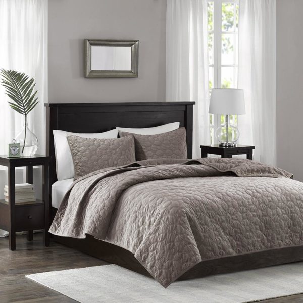 Harper Faux Velvet Reversible 3 Piece Coverlet Set - Image 3