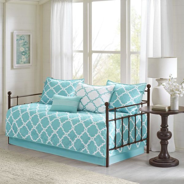 Merritt 6 Piece Reversible Daybed Set - Image 4