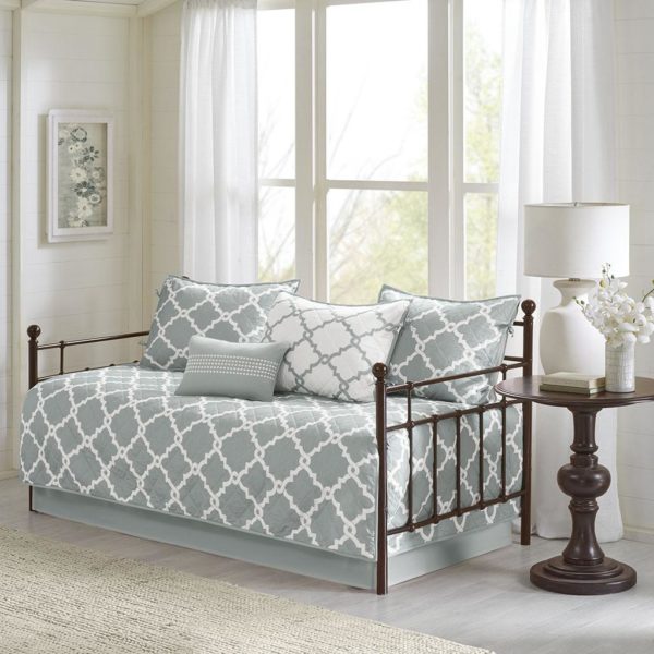 Merritt 6 Piece Reversible Daybed Set - Image 3