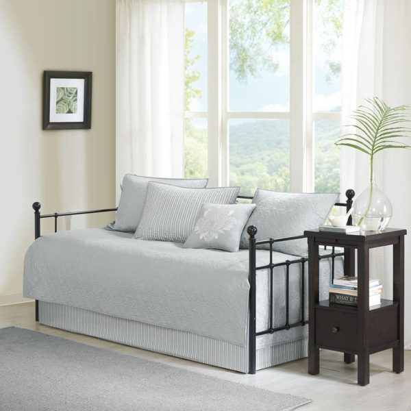 Quebec 6 Piece Reversible Daybed Cover Set - Image 5