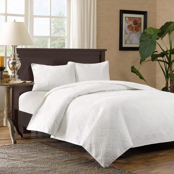 Corrine 3 Piece Reversible Mini Coverlet Set