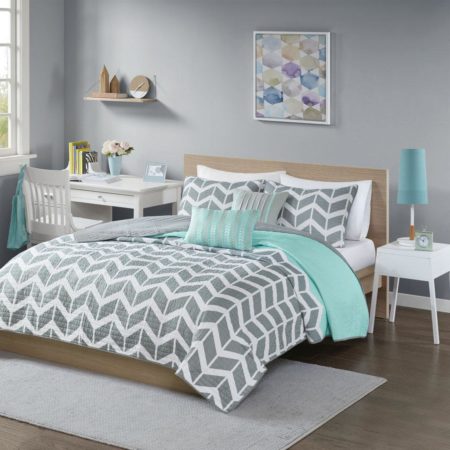 Nadia Reversible Coverlet Set