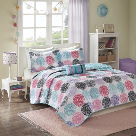 Carly Reversible Coverlet Set