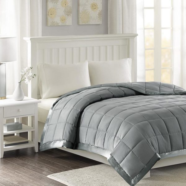 Windom Microfiber Down Alternative Blanket with 3M Moisture Management - Image 6