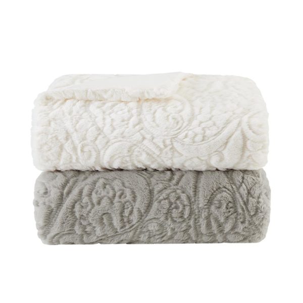 Norfolk Ultra Plush Down Alternative Throw - Image 3