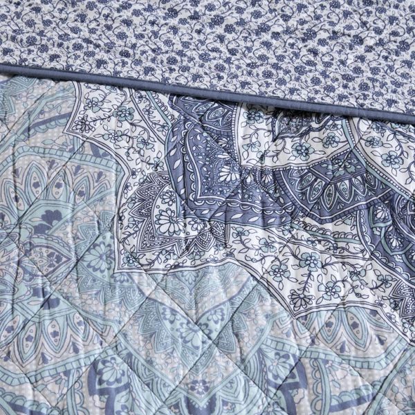 Maggie 7 Piece Reversible Cotton Coverlet Set - Image 5