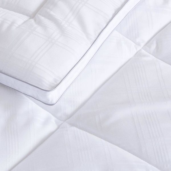 525 Thread Count All Season Cotton Rich Down Alternative Comforter - Image 3
