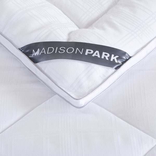 525 Thread Count All Season Cotton Rich Down Alternative Comforter - Image 5