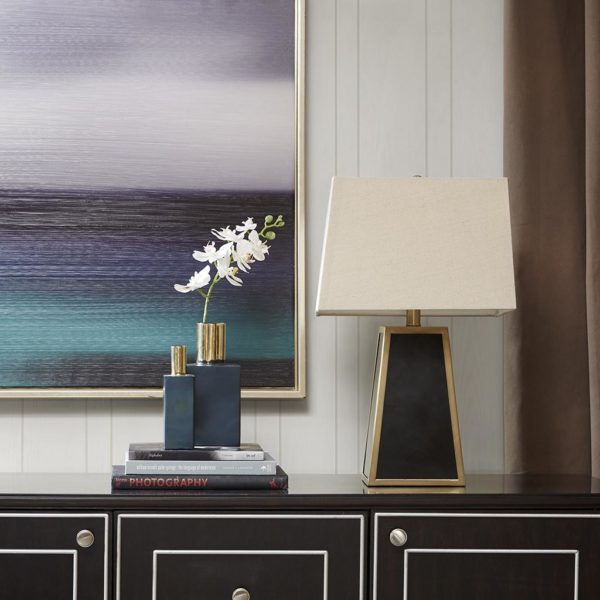 Paramount Table Lamp
