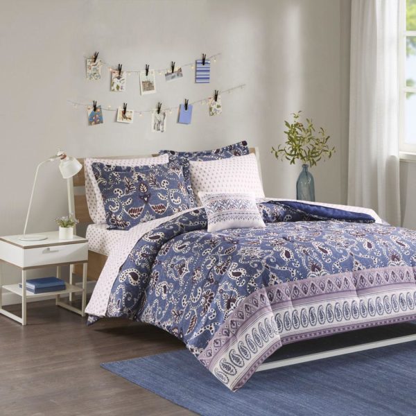 Calico Comforter and Sheet Set
