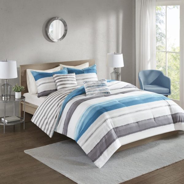 Wallace 5 Piece Reversible Print Comforter Set