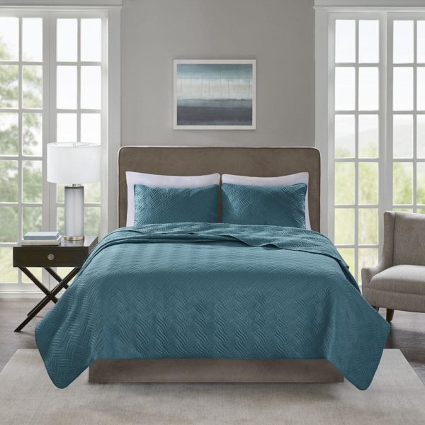 Lucca 3 Piece Reversible Embossed Coverlet Set - Image 5