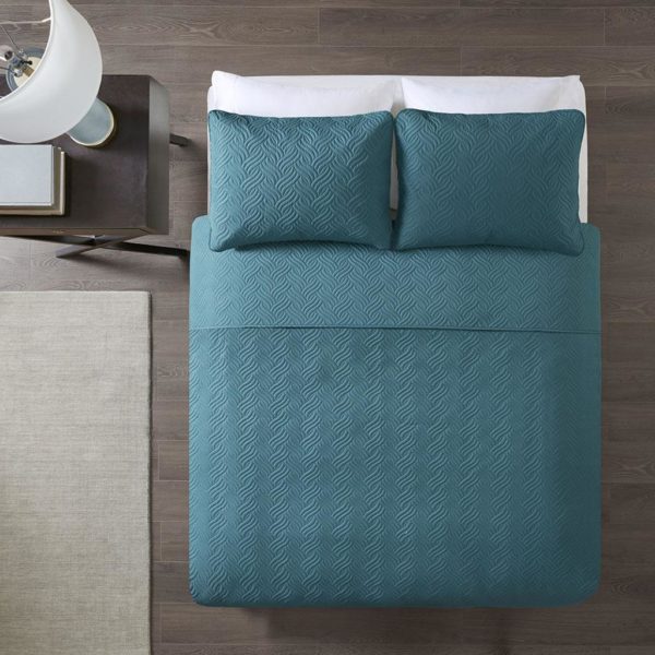 Lucca 3 Piece Reversible Embossed Coverlet Set - Image 8