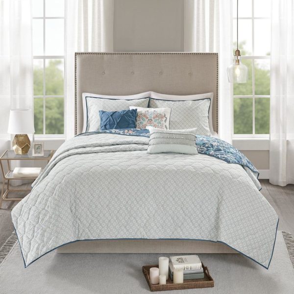 Eden 6 Piece Cotton Printed Reversible Coverlet Set - Image 4