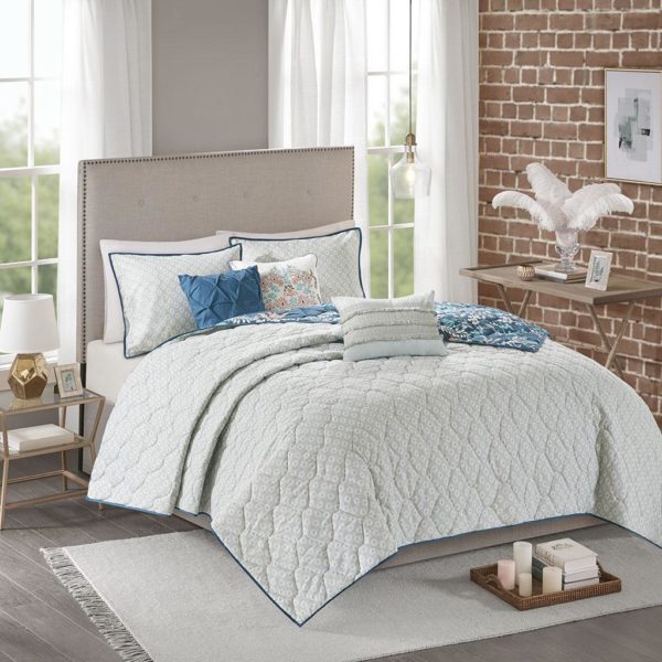 Eden 6 Piece Cotton Printed Reversible Coverlet Set - Image 2