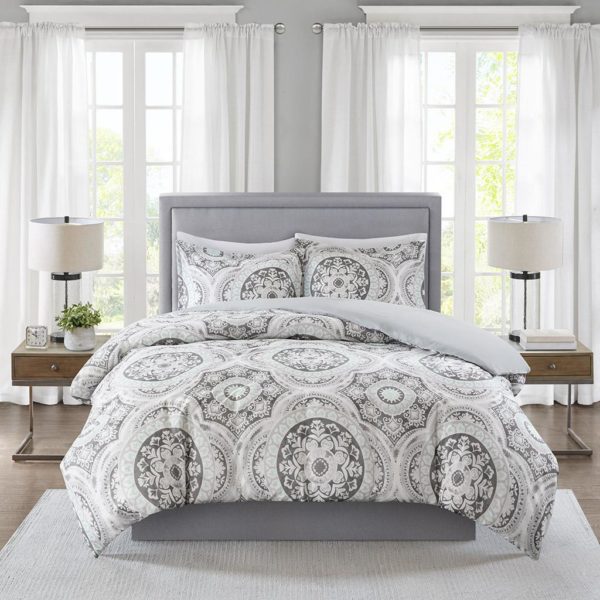 June 3-Piece Cotton Medallion Print Duvet Cover Set - Image 2