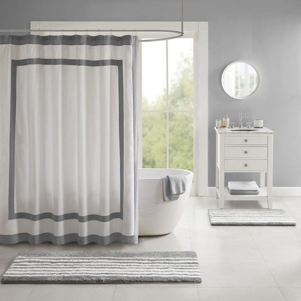 Kagen Reversible High Pile Tufted Bath Rug - Image 3