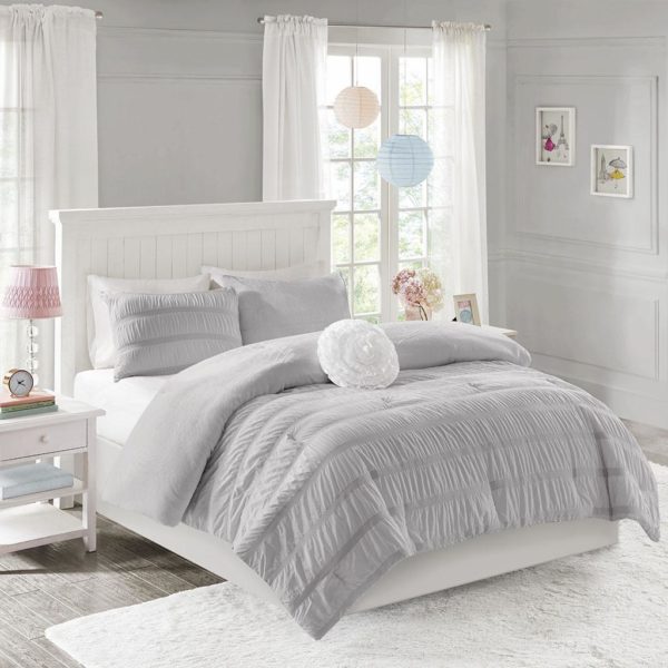 Bella Reversible Ruched Seersucker to Plush Comforter Set - Image 2