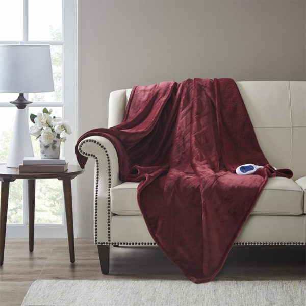 Heated Microlight to Berber Throw - Image 4