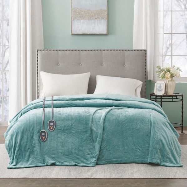 Heated Plush Blanket - Image 7