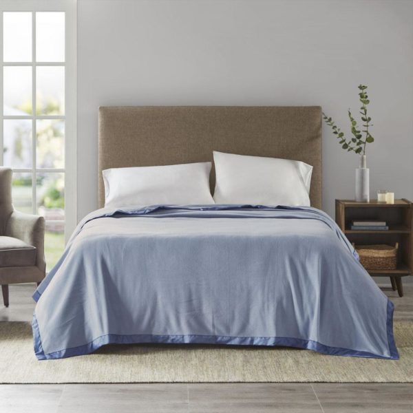 Micro Fleece Blanket - Image 3
