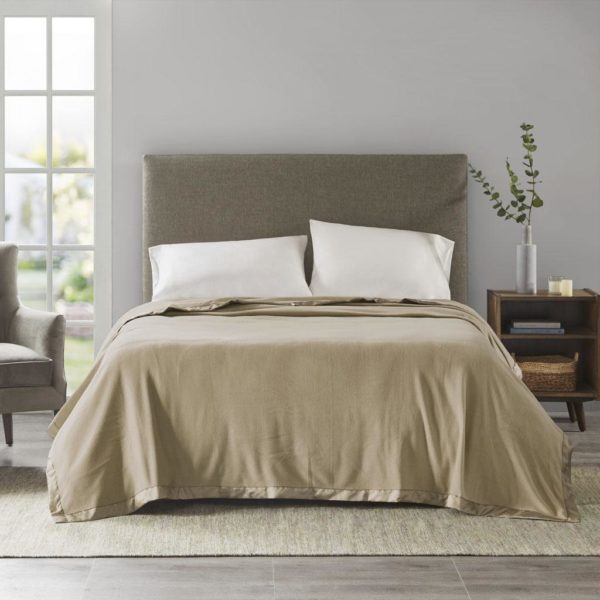 Micro Fleece Blanket - Image 4