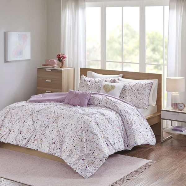 Abby Metallic Printed and Pintucked Comforter