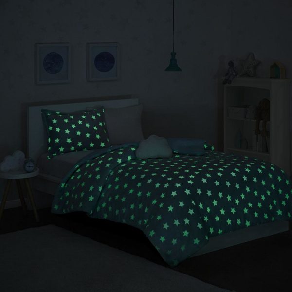 Quinny Glow In The Dark Plush Comforter Set - Image 2