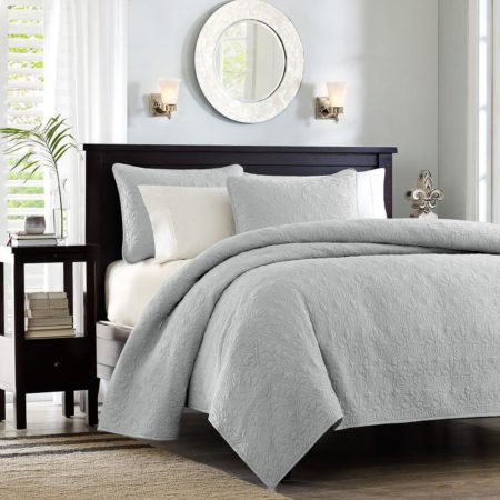 Quebec Reversible Coverlet Set