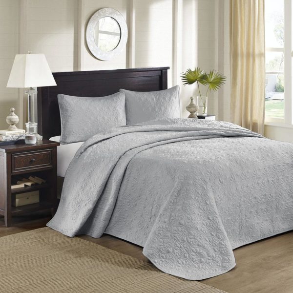 Quebec Reversible Bedspread Set - Image 6