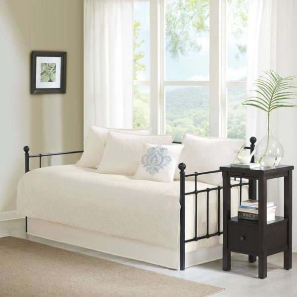 Quebec 6 Piece Reversible Daybed Cover Set - Image 2