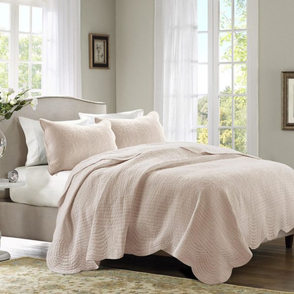 Tuscany 3 Piece Reversible Scalloped Edge Coverlet Set - Image 4